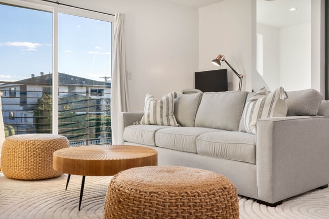 Photo - 1427 254th St