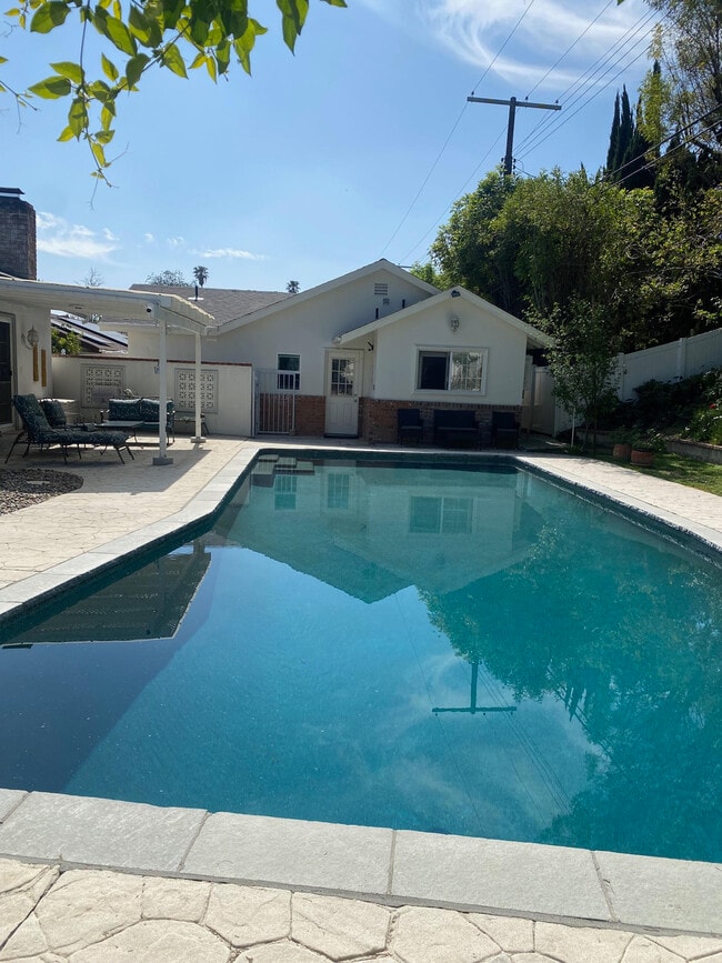 Photo - 8387 Shoup Ave