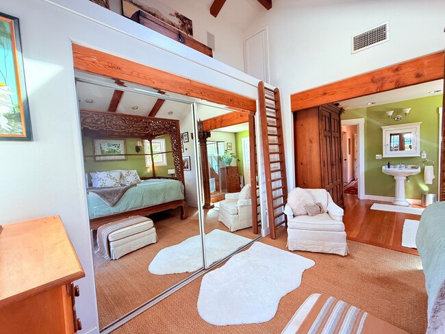 Photo - FULLY FURNISHED 30+ RENTAL IN SANTA BARBARA, Owner prefers 6-12 lease | Pet Friendly House