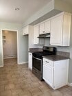 Kitchen - 307 S Basque Ave Unit APT B