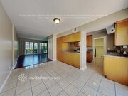 Photo - 1974 Glenoaks Ave