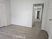 Photo - 183 E 35th St