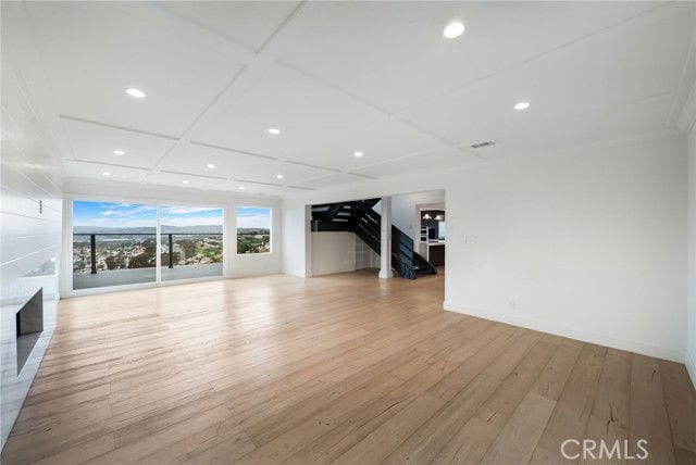 Photo - 303 E Avenida Cordoba