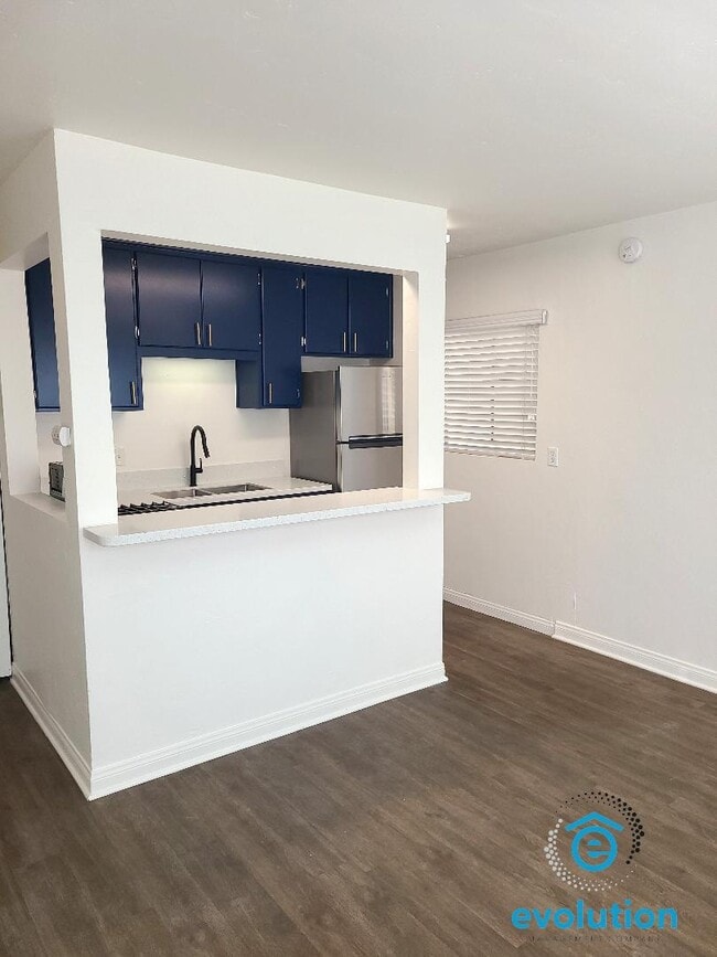 Photo - 734-740.5-7405 Jamaica Ct