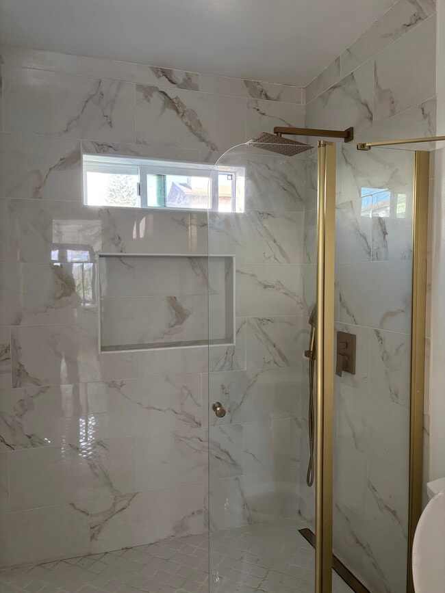 Photo - 2060 Channel Dr