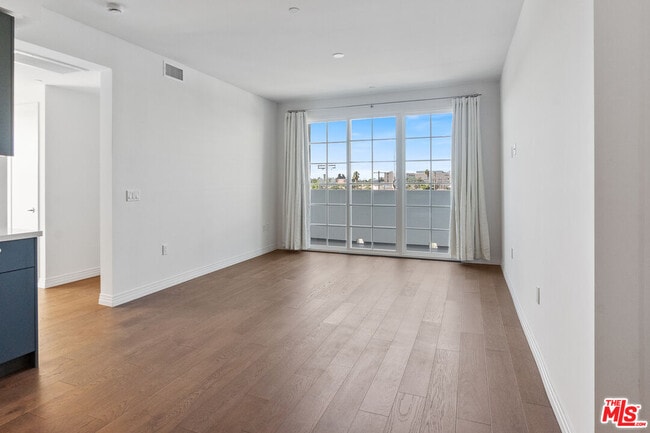 Photo - 11908 Exposition Blvd Unit 201