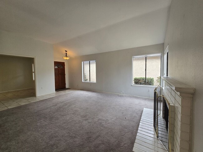 Photo - Updated Single level condo in Villa Victoria Available for rent