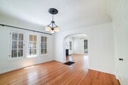 Photo - 1038 S Citrus Ave Apartment