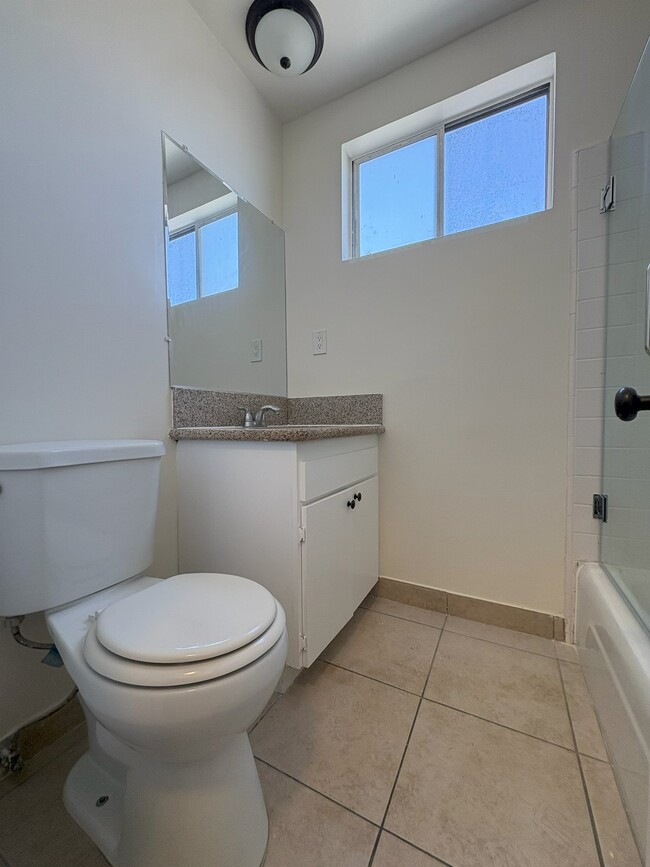 Photo - 4055 W 129th St Unit 6