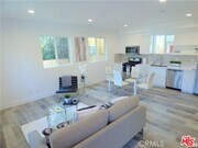 Photo - 1113 Carmona Ave