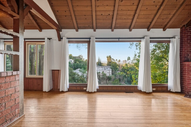 Living Rm West Facing Windows - 15135 Encanto Dr