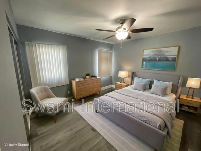 Photo - 1031 W 102nd St Unit 1