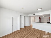 Photo - Beautiful 1BD/1BA Condo in Downtown W/ W/D...