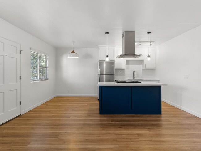 Photo - 936 Cedar Ave Unit 12