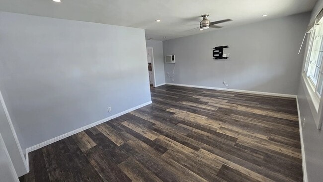 Photo - 10603 Bramblebush Ave