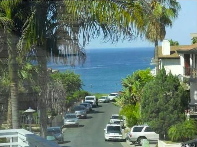 Building Photo - 23 Avenida Lobeiro