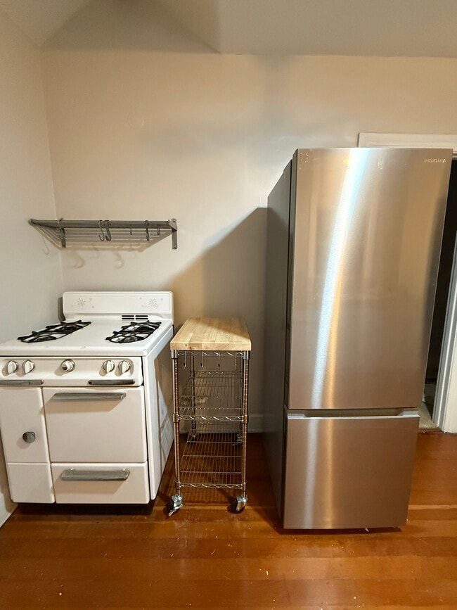 Photo - 1137 Keniston Ave Unit NA