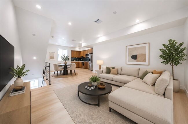 Photo - 1063 S Corning St