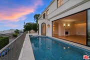 Photo - 1675 Woods Dr House