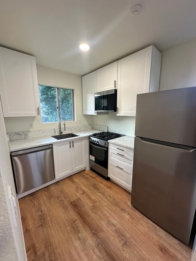 Photo - 1342 Mimosa Ct House