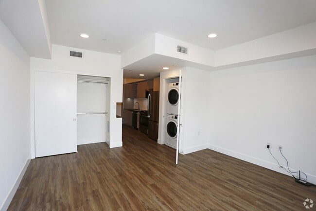 Photo - 453 S Kenmore Ave Unit 409