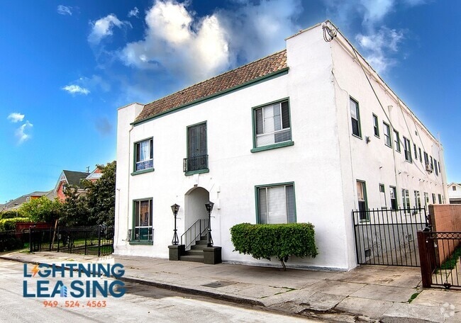 Building Photo - 443 E 27th St Unit 204D Rental
