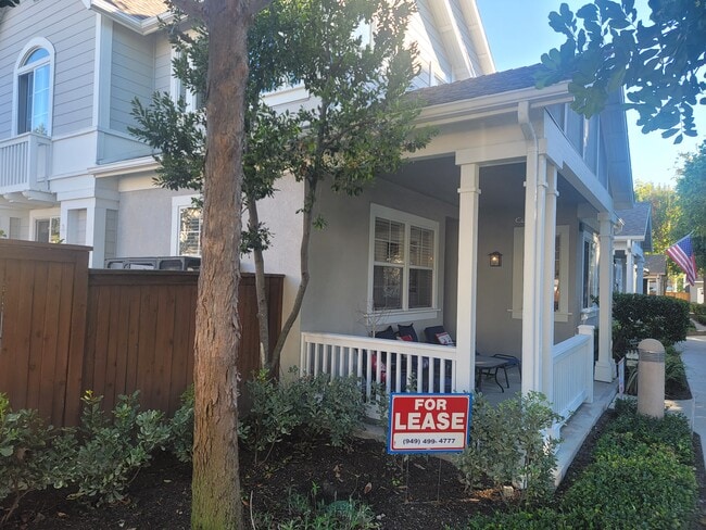 Building Photo - 49 Bluff Cove Dr