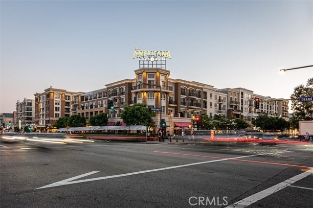 Photo - 205 Caruso Ave