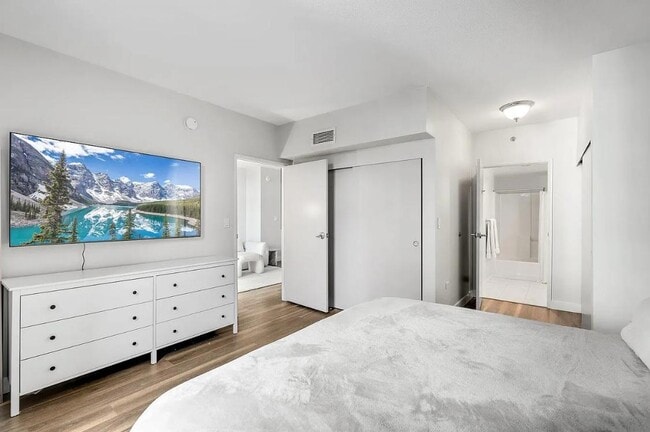 Photo - ONE  Bdrm Move-in ready FULLY FURNISHED