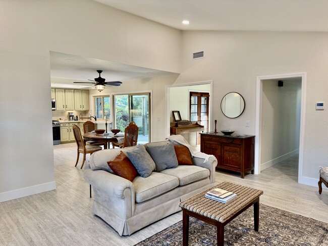 Photo - 31121 Via Santo Tomas