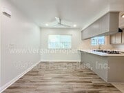 Photo - 18012 Manhattan Pl