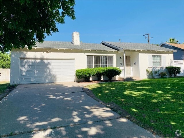 Building Photo - 4694 N Pershing Ave Rental