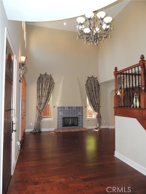 Photo - 687 Ramona Ave