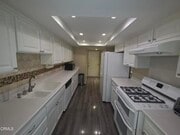 Photo - 204 Cordova St