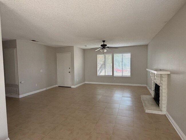 Photo - 14243 Perham Ct