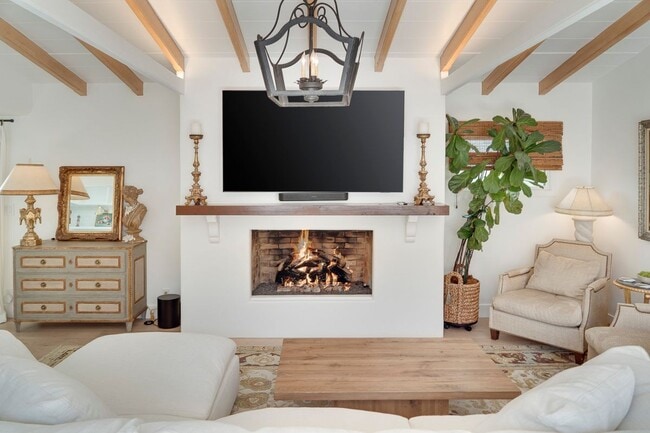 Photo - 106 Via Cordova