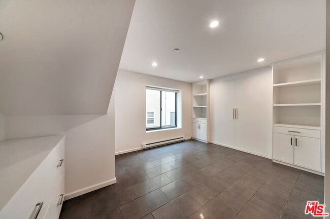 Photo - 1824 Redondo Blvd