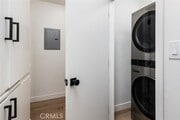Photo - 247 E Laurel Ave Townhome