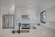 Photo - 1014 S Hayworth Ave Apartments Unit 1014.5