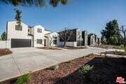 Photo - 8670 Encino Ave