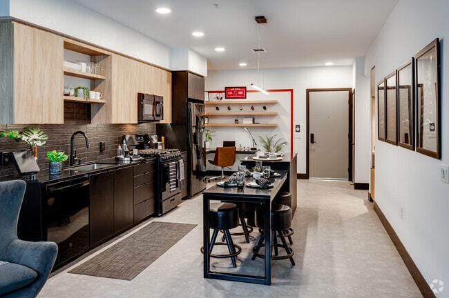 A4 - 1BR, 1BA - 805 – 834SF - Griffis Platinum Triangle