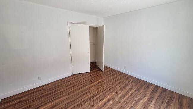 Photo - 6623 Troost Ave Unit 2
