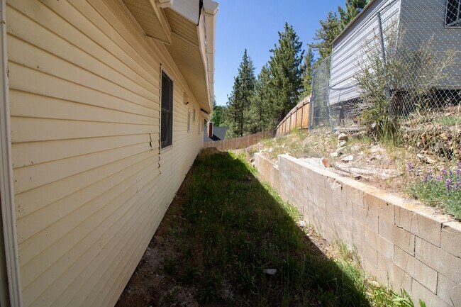 Photo - Spacious Three Bedroom