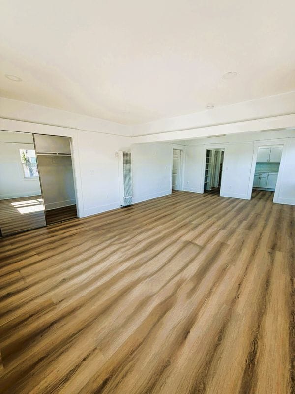 Photo - 1173 E Broadway