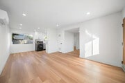Photo - 936 Centennial St