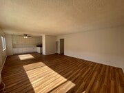 Photo - Lyndon Capri Apartments