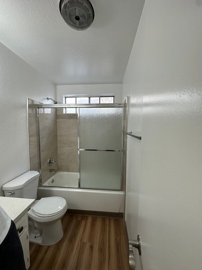 LARGE ONE BED MODEL - Buena Vida Apartment Homes