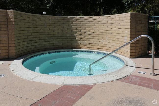 Photo - The Timbers Apartments