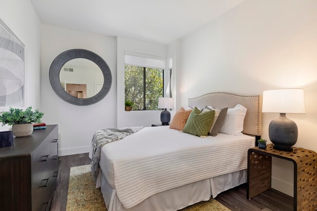 Photo - Living at Santa Monica