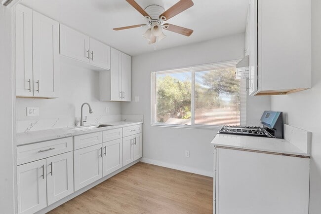 Photo - 203 W 3rd Ave Unit 227